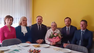 Maluchy z Publicznego Przedszkola nr 4 w Wieluniu świętowały dziś Dzień Babci i Dziadka